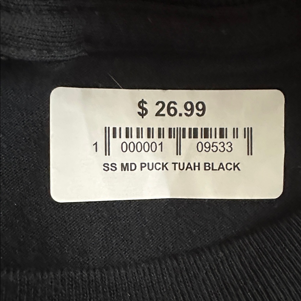 NWT Fudpuckers Puck Tuah shirt in Men’s medium - Picture 5 of 5